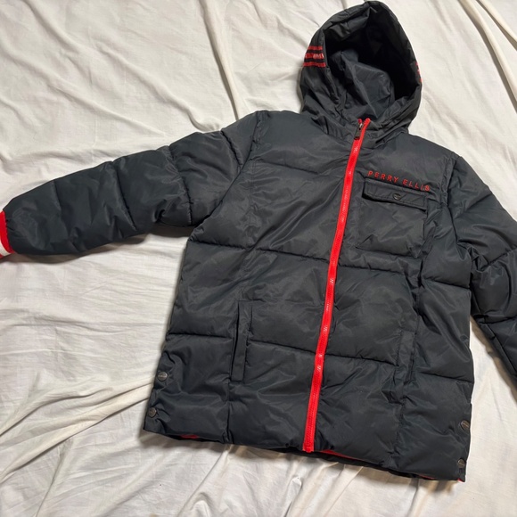 Perry Ellis Solid Puffer in good condition - Picture 4 of 10